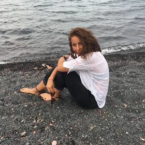 Meet your Posher, Marie-helen